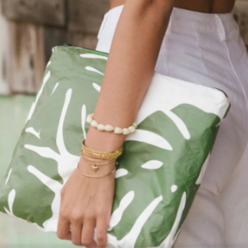 Aloha Collection MAX Pouch Monstera NWT - Picture 2 of 5
